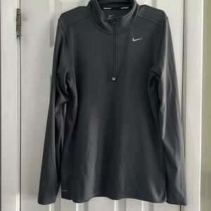 NIKE DRI FIT 1/4 ZIP SIZE M